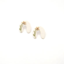 Load image into Gallery viewer, Floral Arch Studs (Style 3)
