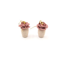 Load image into Gallery viewer, Succulent Pots (blush/ballet pink)

